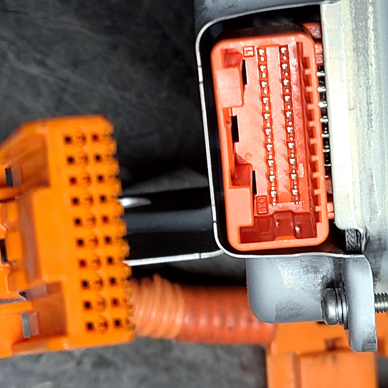 Toyota Prius Hybrid 2010-15 Battery Voltage Sensor w/harness 89892-47020/080