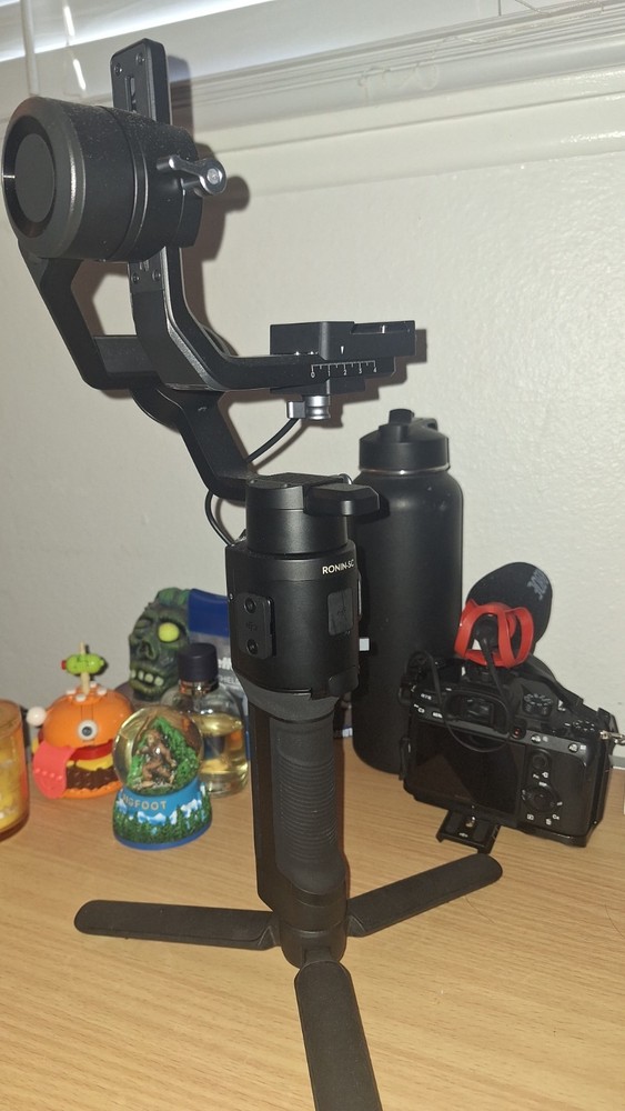 DJI Ronin-SC Pro Combo Handheld 3-axis Stabilizer for Mirrorless Cameras