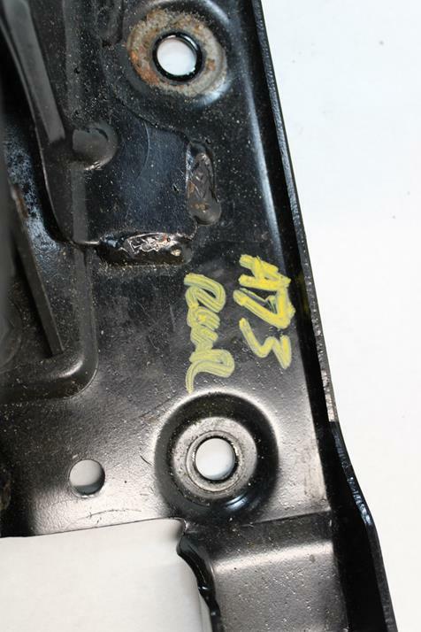 VW SEAT MOUNTING BRACKET 7L0886185E