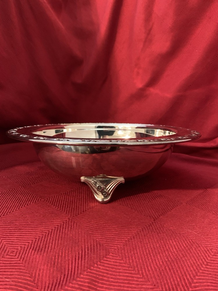 VINTAGE ONEIDA SILVERSMITH SILVER PLATED BOWL DISH FOOTED 10 1/2" IN DIAMETER