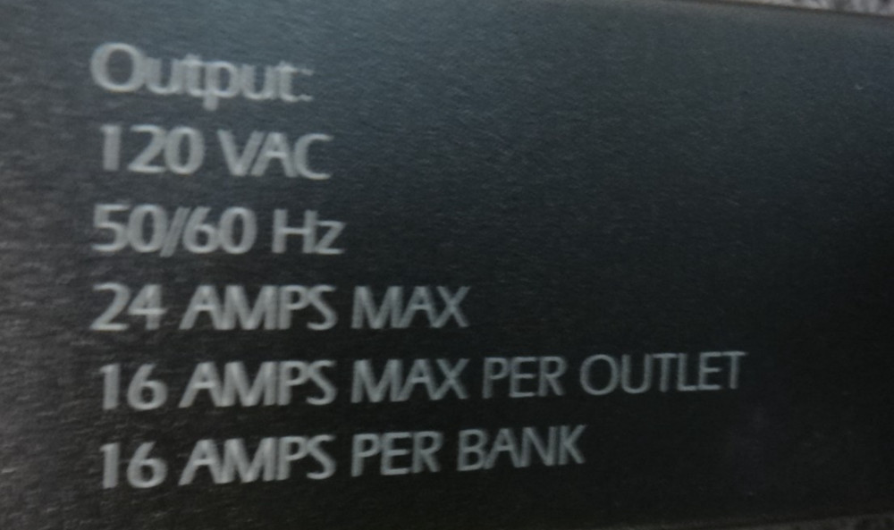 APC Rack Mount PDU Basic 120V/30A (24) Outlets 0U Vertical Rackmount (AP7532)