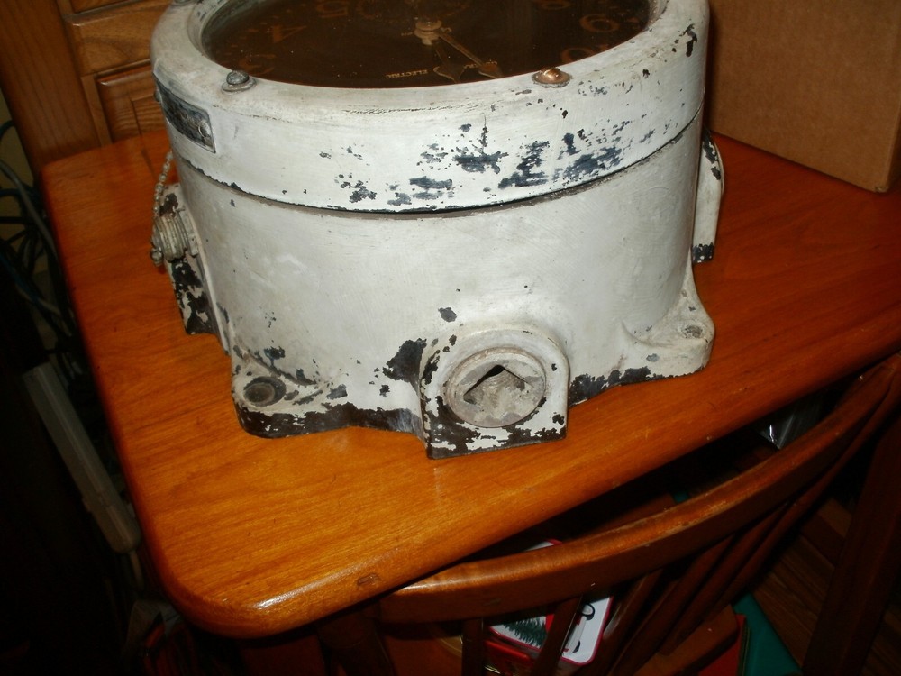 vintage ship clock g. e. complete clock