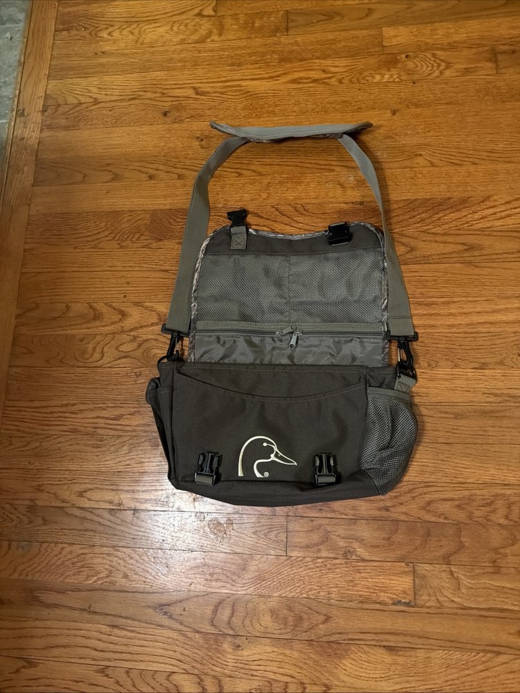 Ducks Unlimited Blind Bag