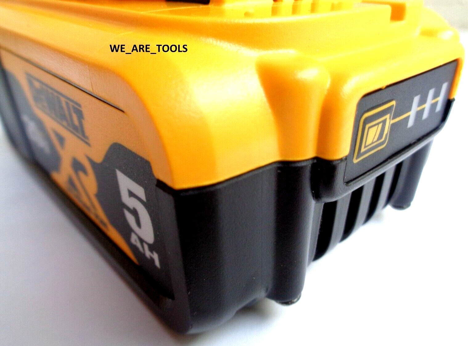 DeWalt DCD998 20V Max XR Brushless 1/2" Hammer Drill, 2) DCB205 5.0 AH Batteries