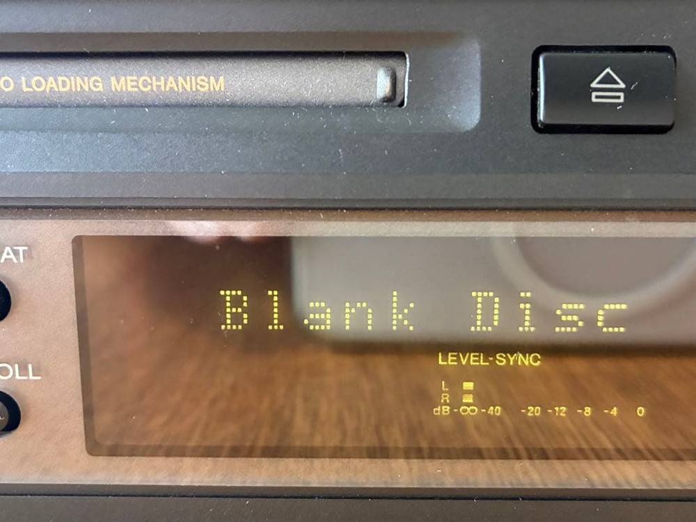 Sony MDS S37 MiniDisc Deck Player With Remote Tested Powers On