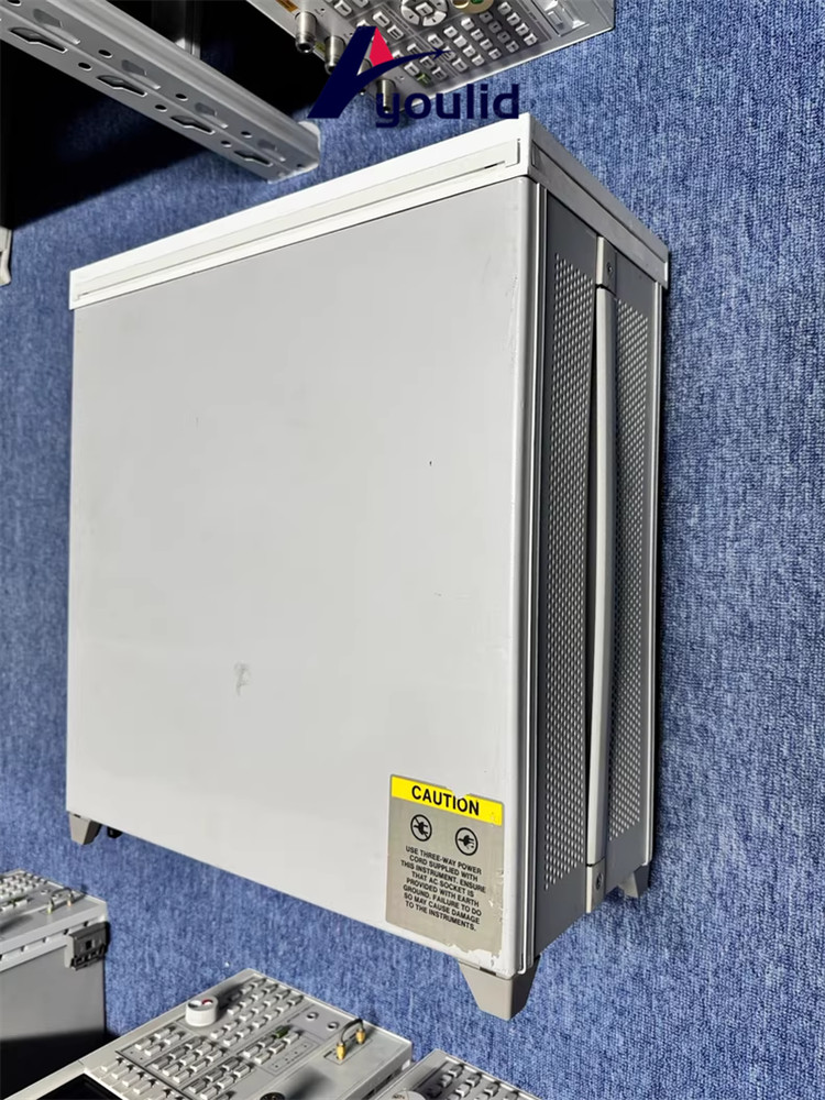 ONE Agilent 8753ES S-Parameter Network Analyzer 30kHz-6GHz USED