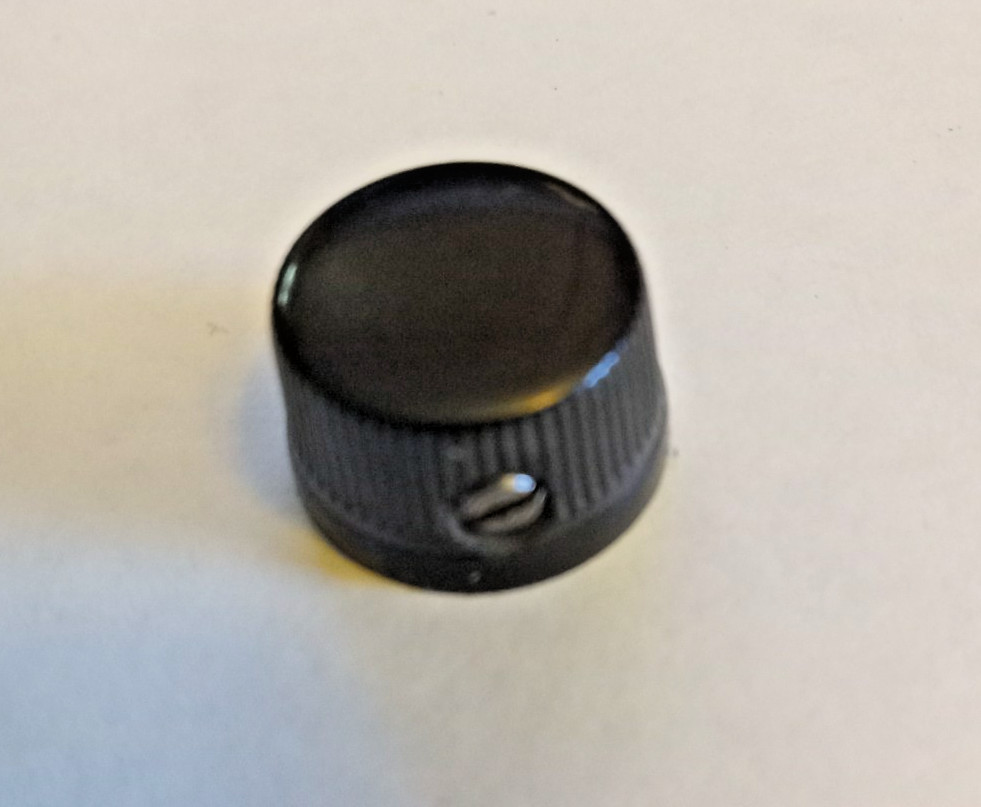 Daka-Ware 1450 Knobs for 1/4" Dia Shafts Bakelite QUANITY DISCOUNT