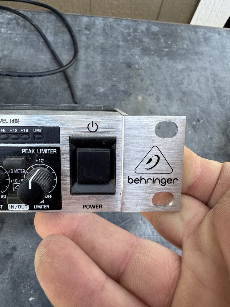 Behringer Multicom Pro-XL MDX4600 Audio Interactive Quad Dynamics Processor