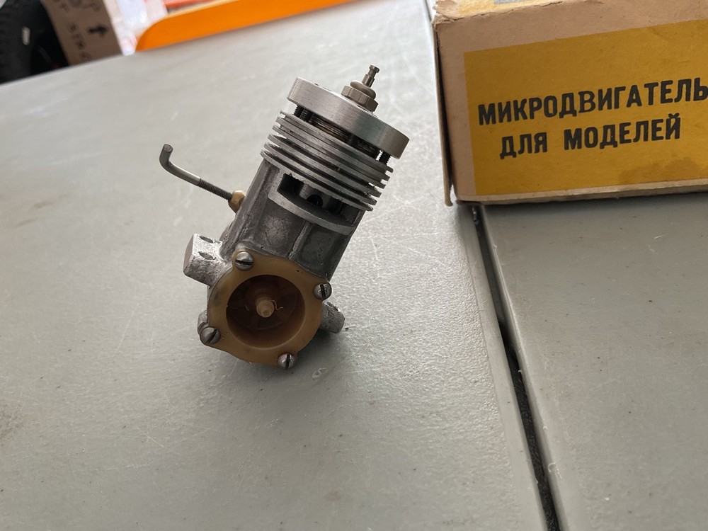 Russian Made 2.5k Free Flight RC Airplane Engine 1991