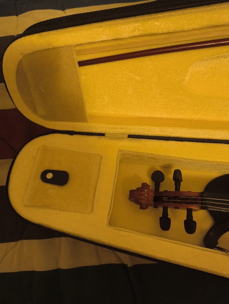 Student Violin With Case Needs Repair