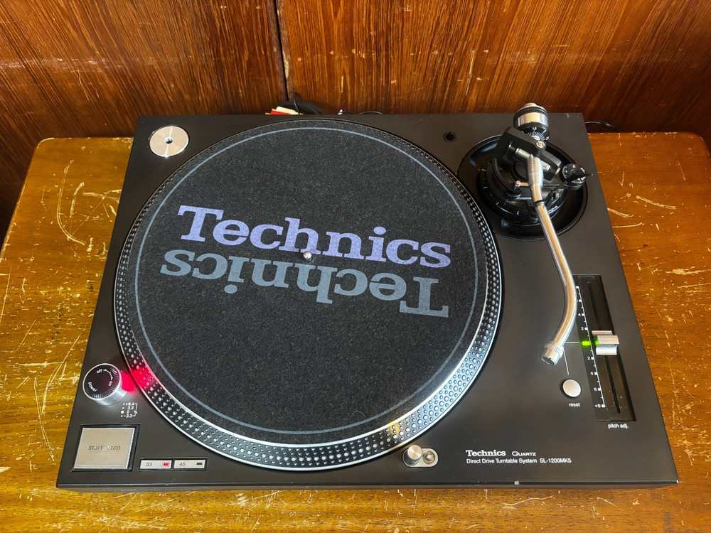 Technics SL-1200MK5 Black Analog DJ Turntables