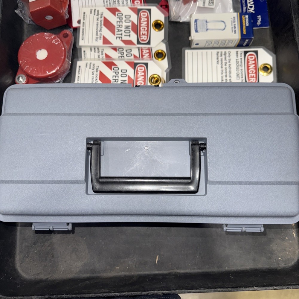 BRADY Y67520 LOCKOUT TOOL BOX