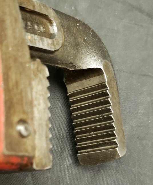 RIDGID 10 Inch Pipe Wrench Adjustable