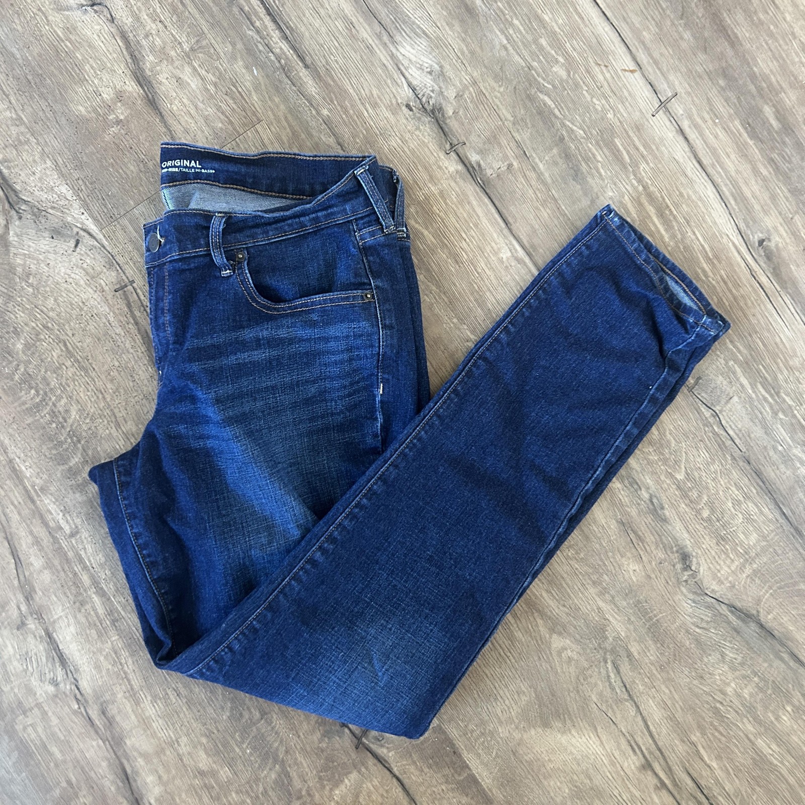 Old Navy Original Straight Jeans Womens 12 Blue Dark Wash Mid Rise Stretch