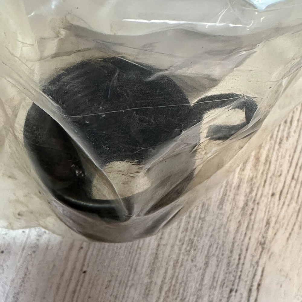 CHICAGO PNEUMATIC A046096 Retainer, Beehive Retainer Style