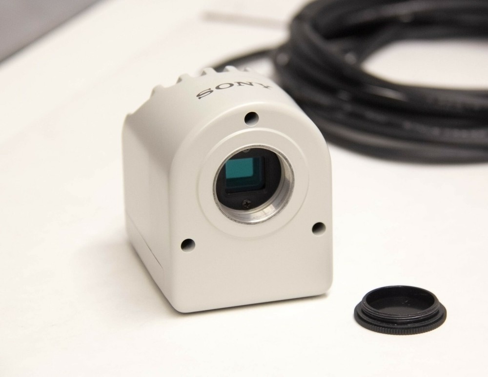 Sony DXC-S500 5 Megapixel Color Digital Camera w/ Controller For Microscope 9090