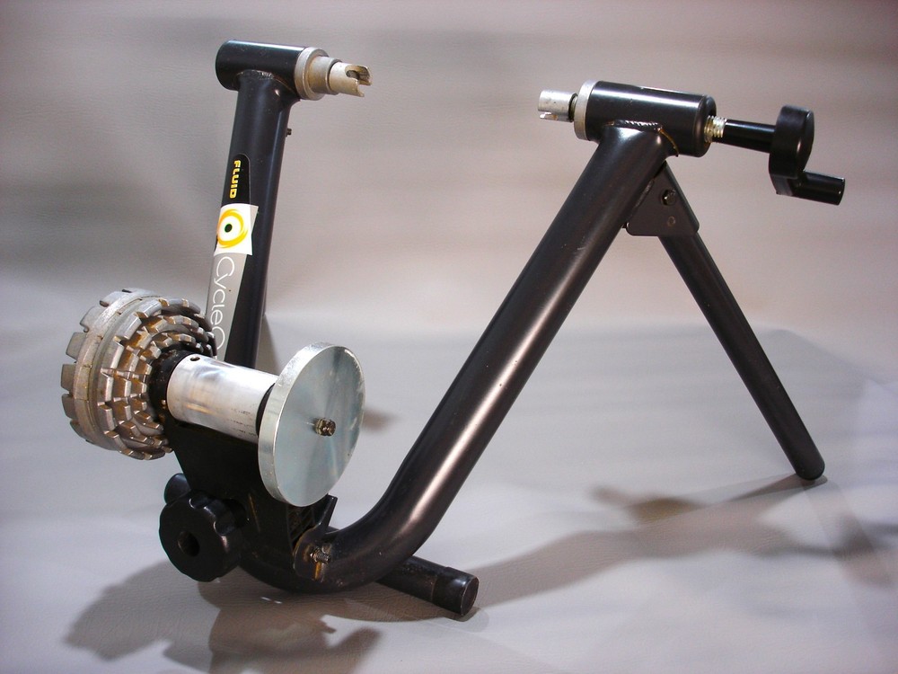 CycleOps fluid bike trainer