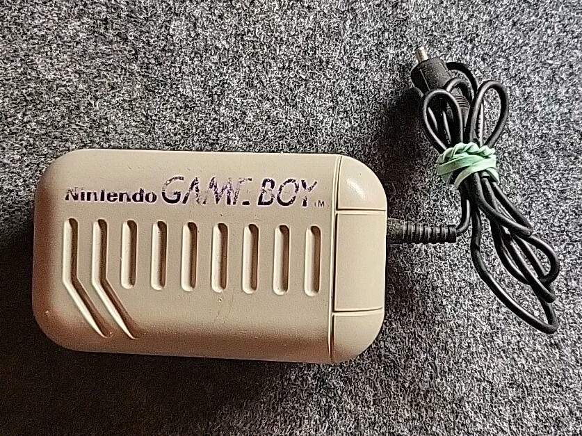 Nintendo Game Boy Rechargeable Battery Pack - Untested - Vintage