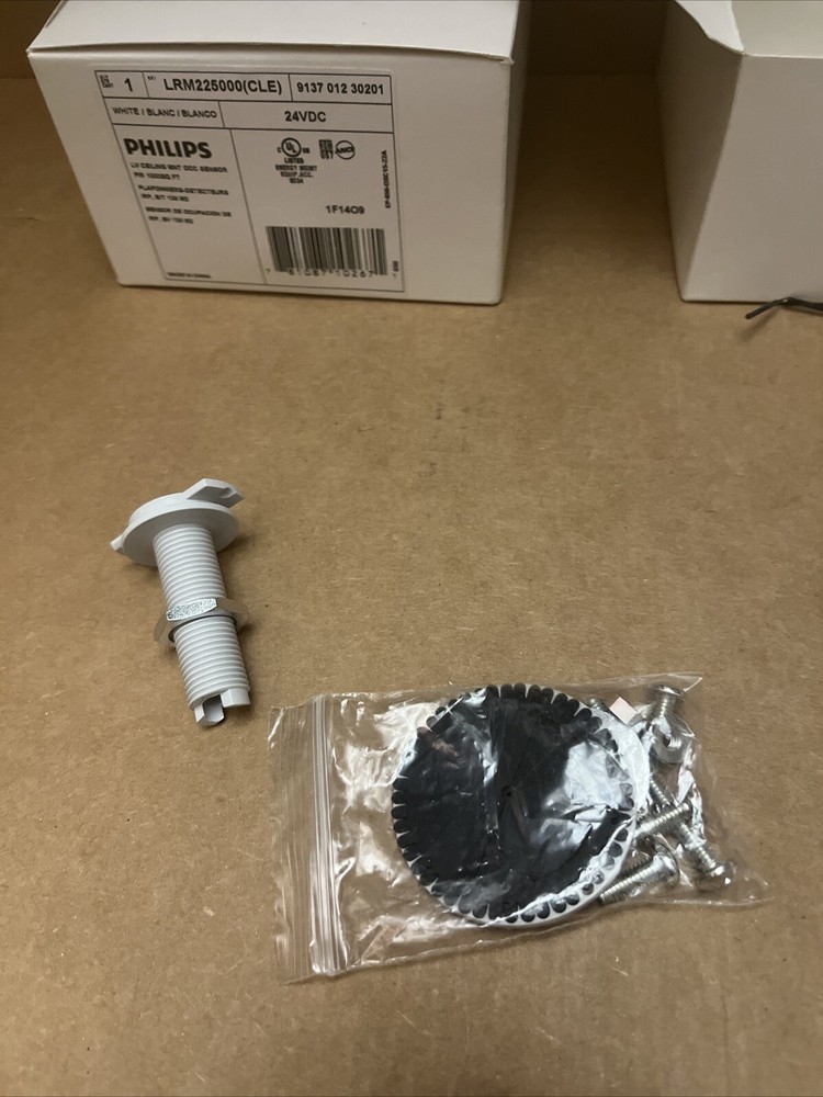 2 Phillips Ceiling Occupancy Motion Sensor 360 Deg 24 VDC 1500 Sq Ft New In Box