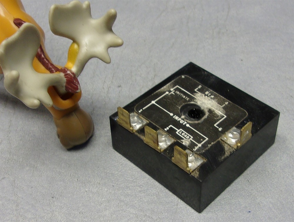 ABB THS4160A SSAC Solid State Timer 120VAC 60 Seconds