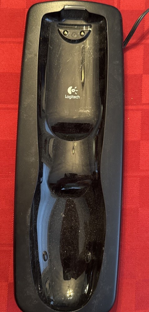 Logitech Harmony900 Smart Universal Remote Control w/Cradle. Cord. (READ)