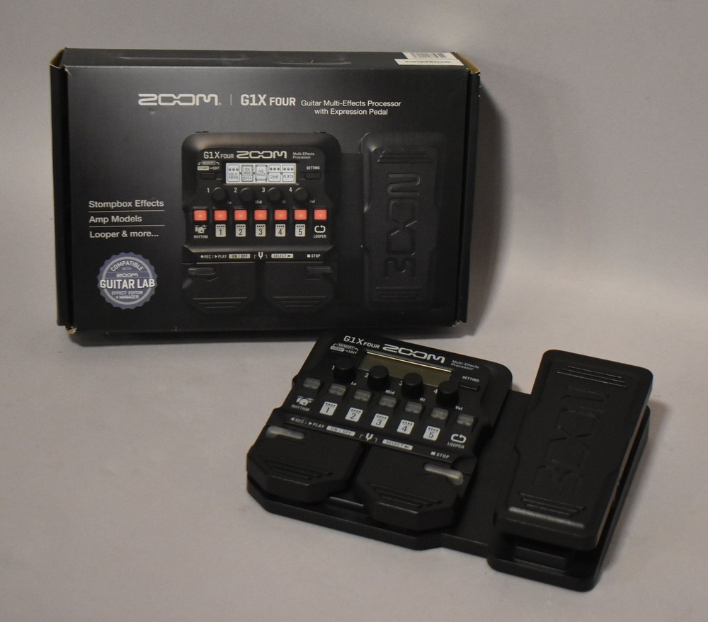 Zoom G1X Four Multi-Effects Processor Black w/BOX