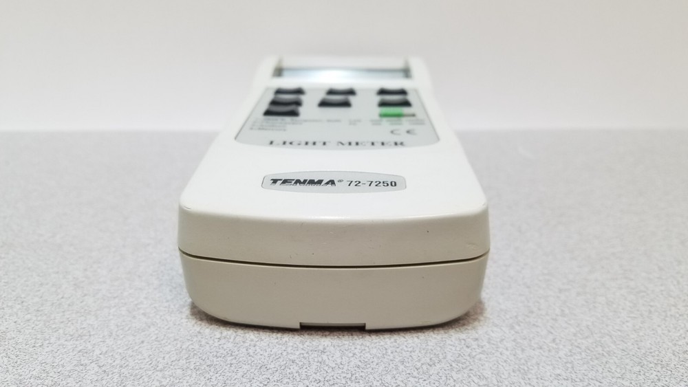 Tenma 72-7250 Digital Light/Lux Meter with Probe - RS232 Capable Interface