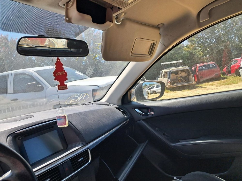 CX-5 2016 Glove Box 4785112