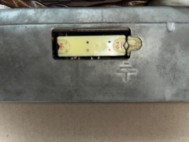 Vintage Blaupunkt Frankfurt W Series AM / Fm / SW Radio with Ivory Knobs