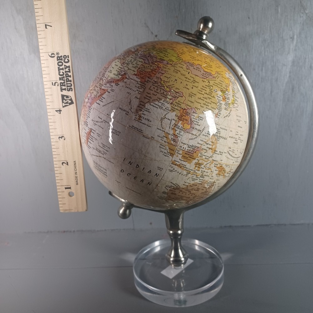 2009 UG Globe Desktop 6.5" Diameter