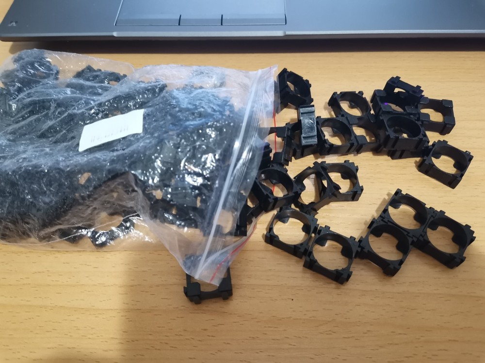 100PCS 18650 Battery Holder Cylindrical Bracket