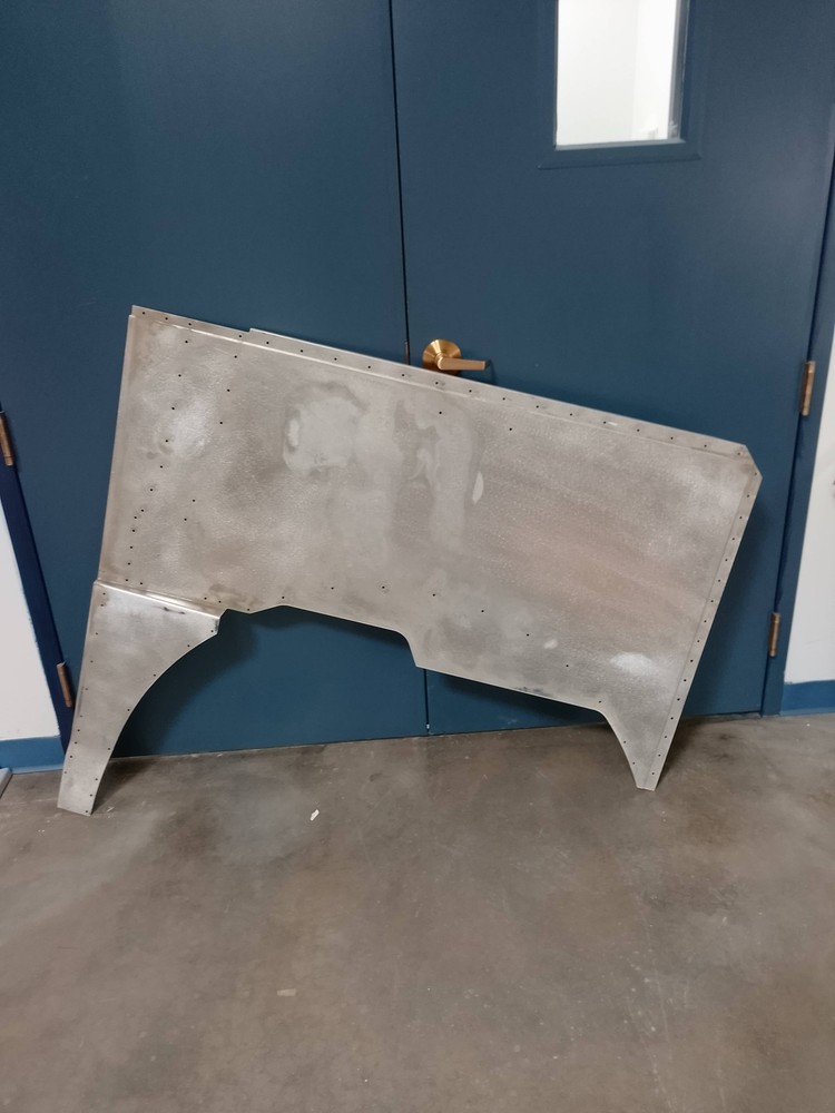 DAMAGED Peterbilt 379 Short Hood Side Panel - Right