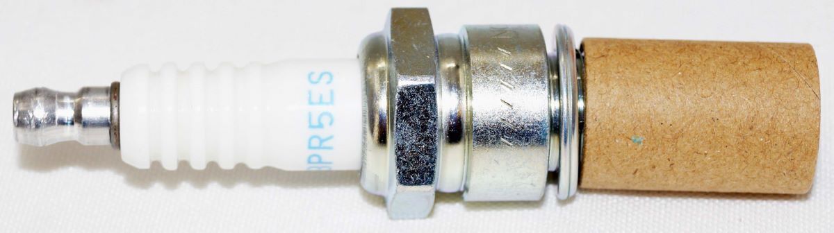 Pack of 64 NGK Spark Plugs 7734 with Removable Tip BPR5ES