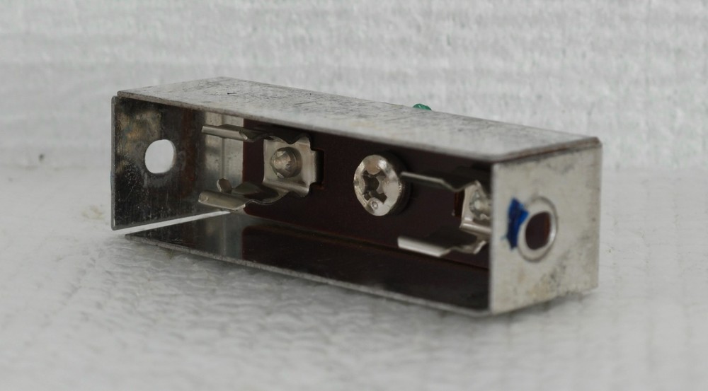 Marantz 4060 Quad Amplifier Part : Lamp Holder