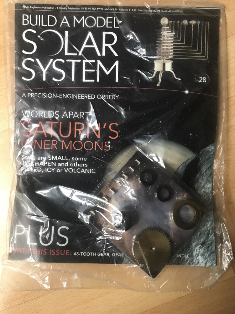 Eaglemoss build a model solar system issue 28