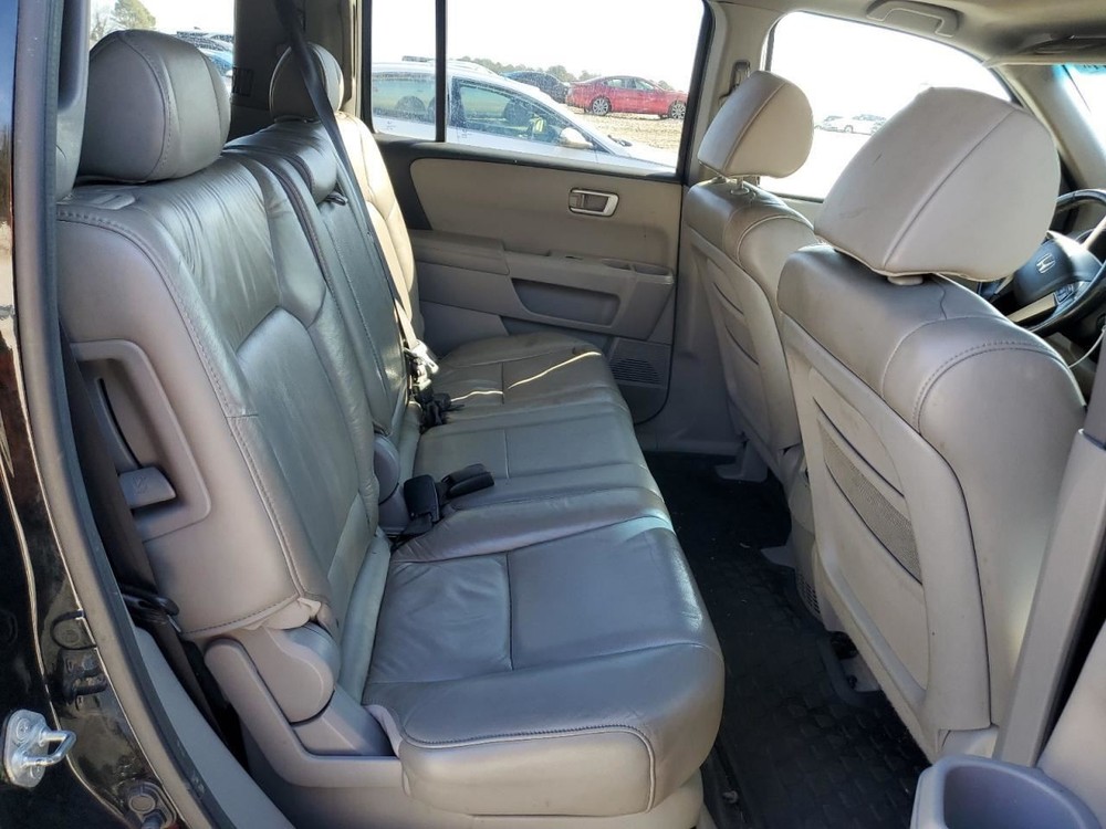 PILOT 2011 Glove Box 4512623