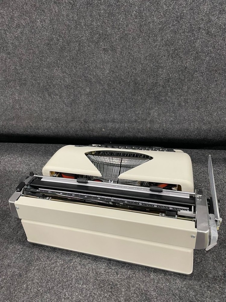 WE R MEMORY Keepers Typecast Typewriter White