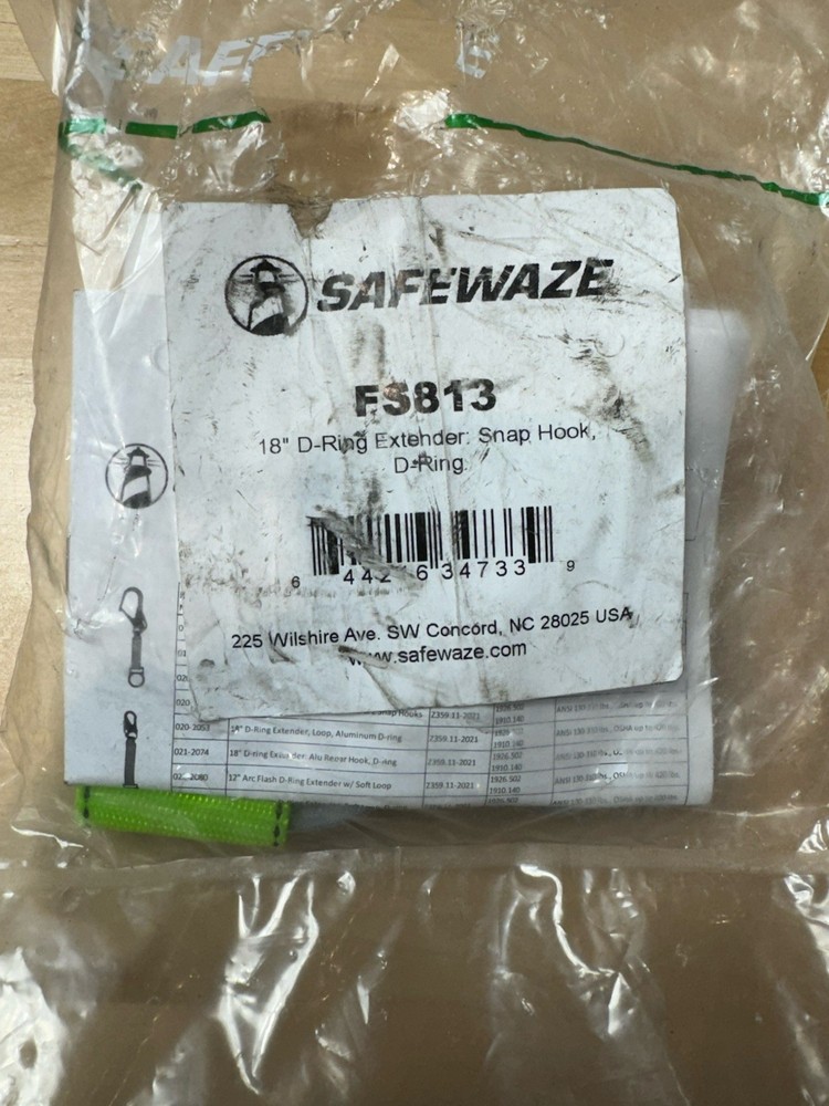 SAFEWAZE 18″ D-ring Extender: Snap Hook, D-ring FS813 GREEN