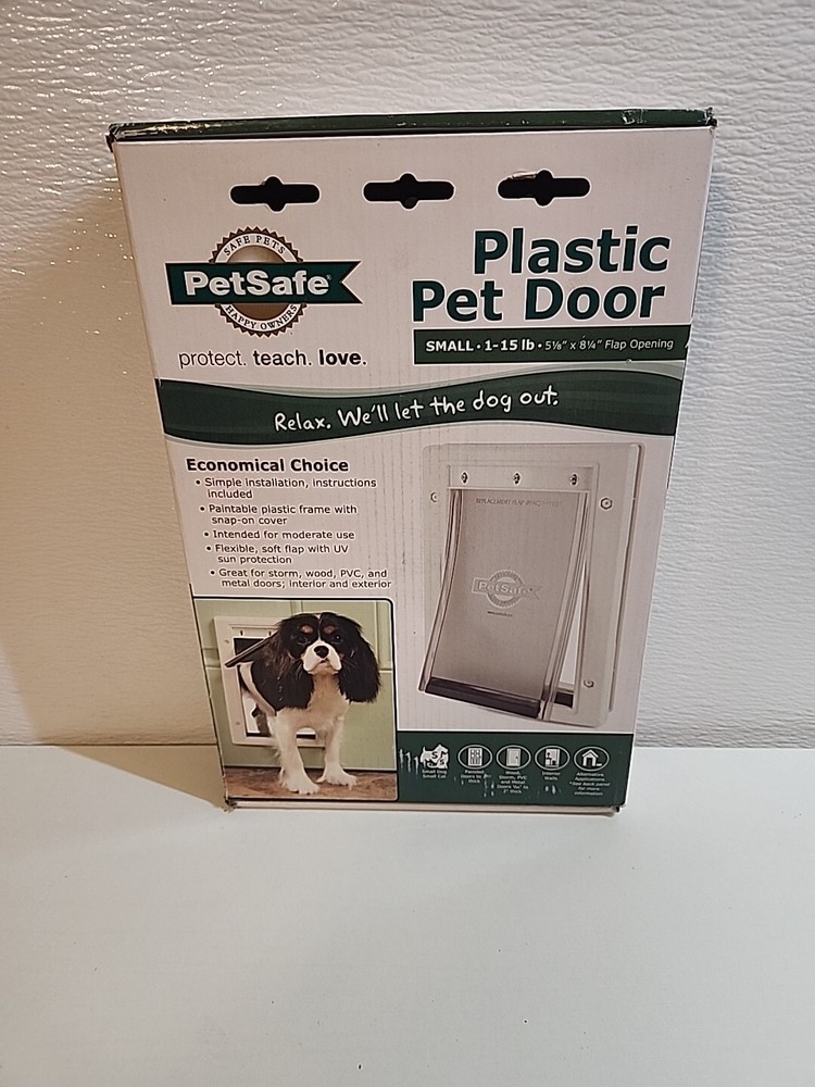 PetSafe Premium Plastic Pet Door White, Small New