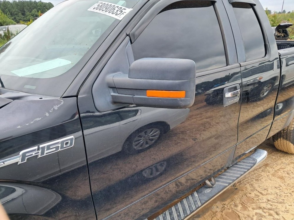 F150 2010 Glove Box 4742355