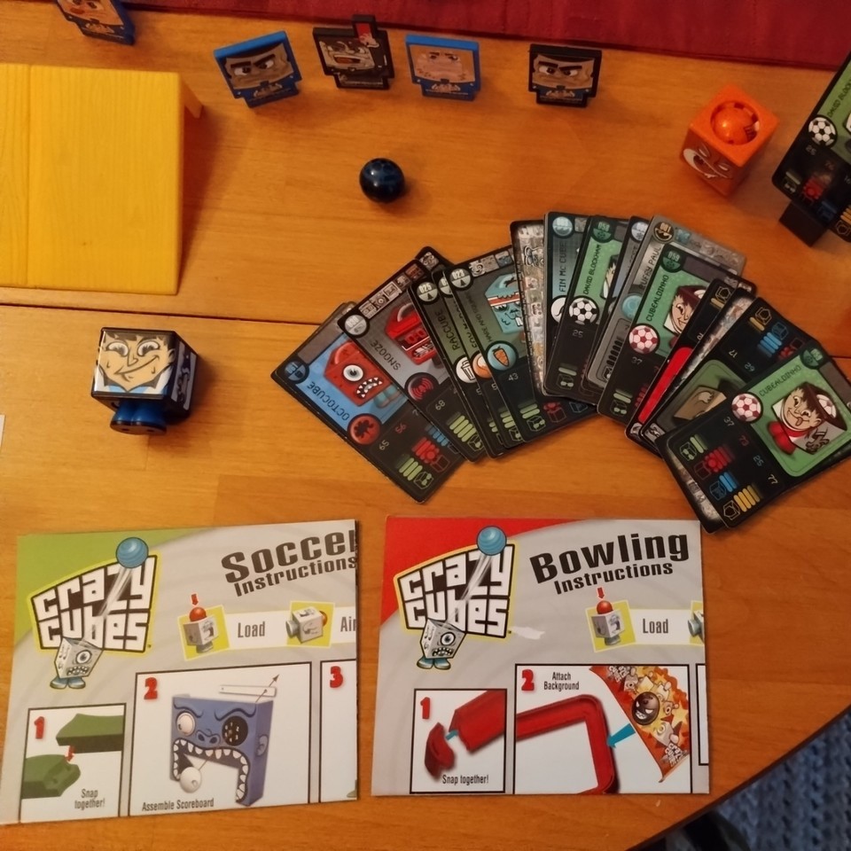 Crazy Cubes Game Collector's Complete Set Case Soccer Bowling Figures SpinMaster