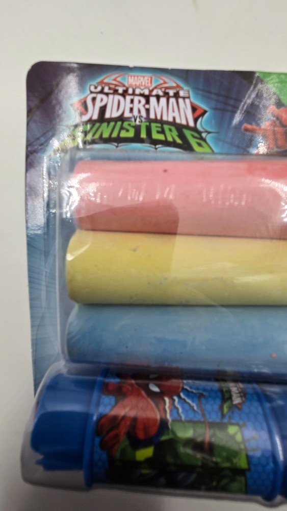 Spider-Man Theme / 3 Pcs Side Walk Chalk & Holder - NEW