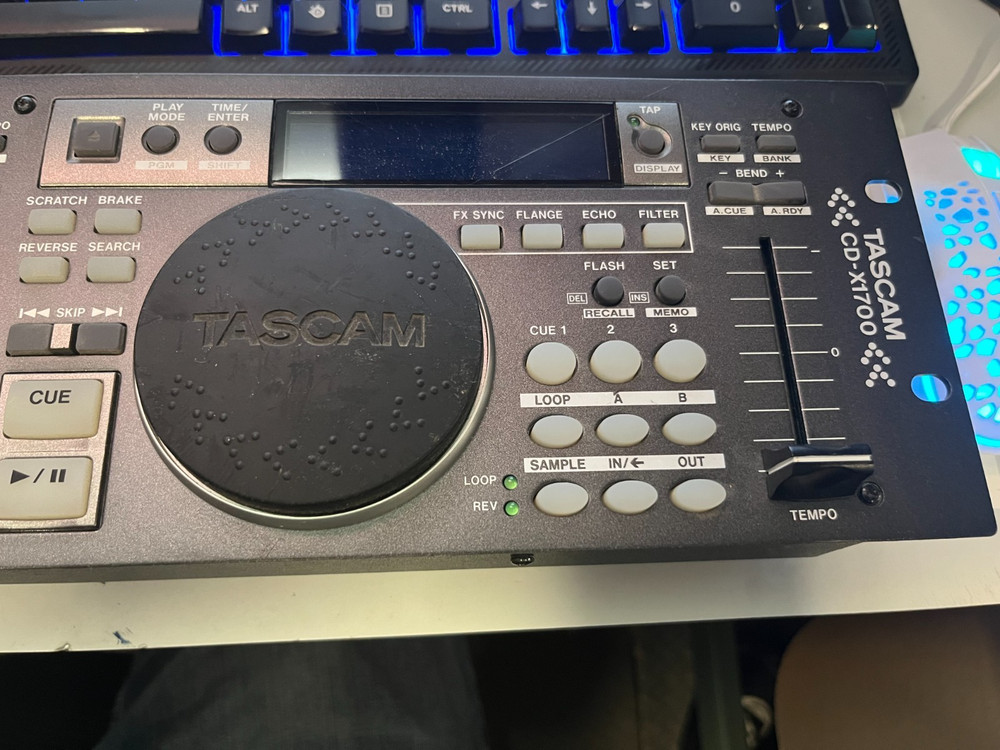 TASCAM CD-X1700 CONTROL HEAD UNIT