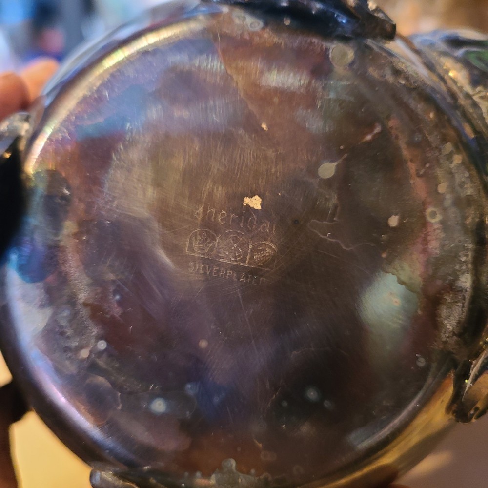 Sheridan Silverplate Tea Pot and Cups Set