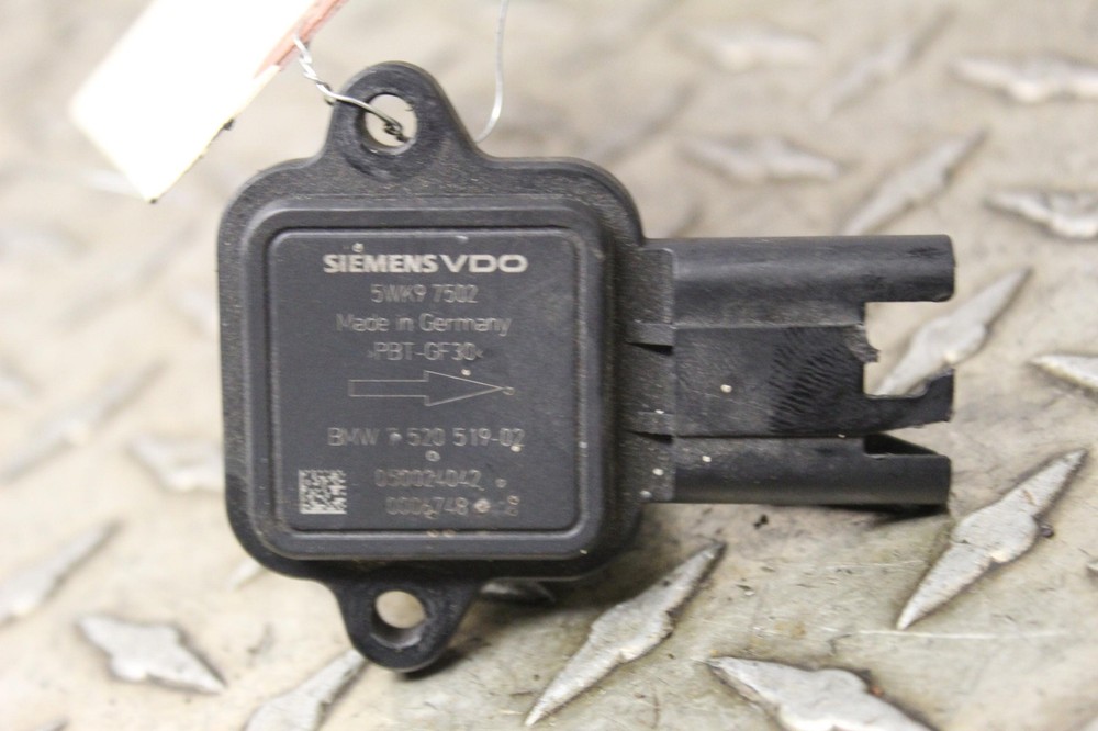 2004 BMW 530i ENGINE MAP MANIFOLD ABSOLUTE PRESSURE MASS AIR FLOW SENSOR UNIT