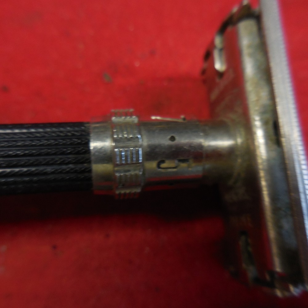 1971 Gillette Super Adjustable-- 9 POSITION ---Razor R-3