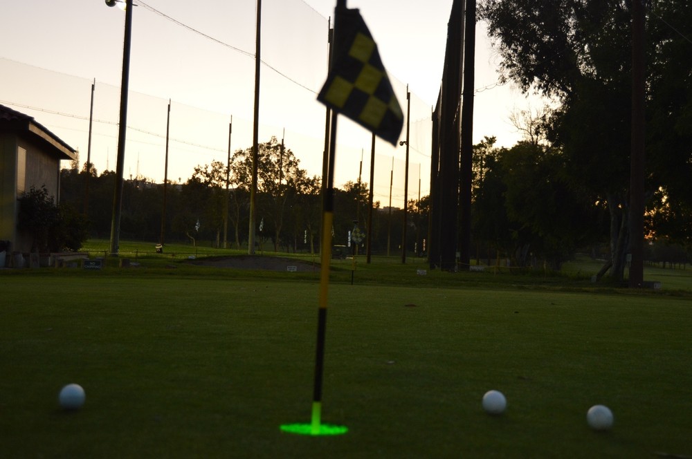 PUTTING GEEN AID GOLF HOLE LIGHT
