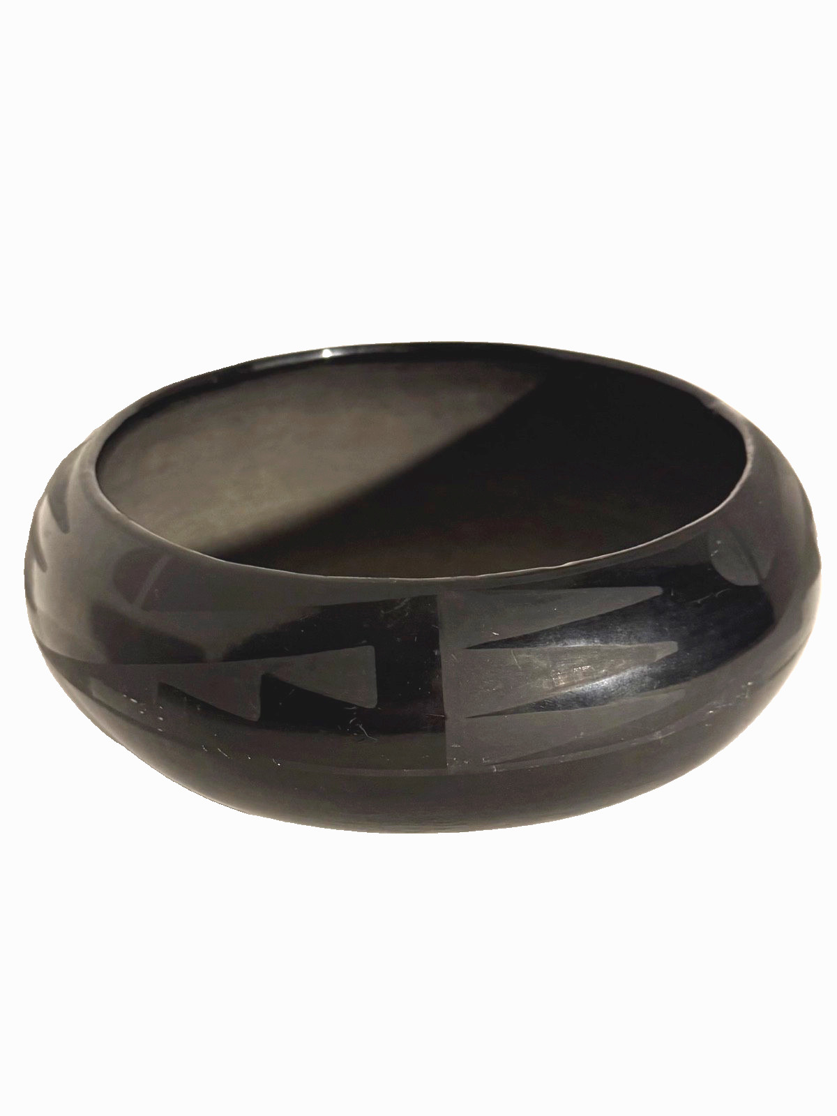 MARIA MARTINEZ (1887-1980), CLASSIC “MARIE” BLACK-ON-BLACK 9” POTTERY BOWL