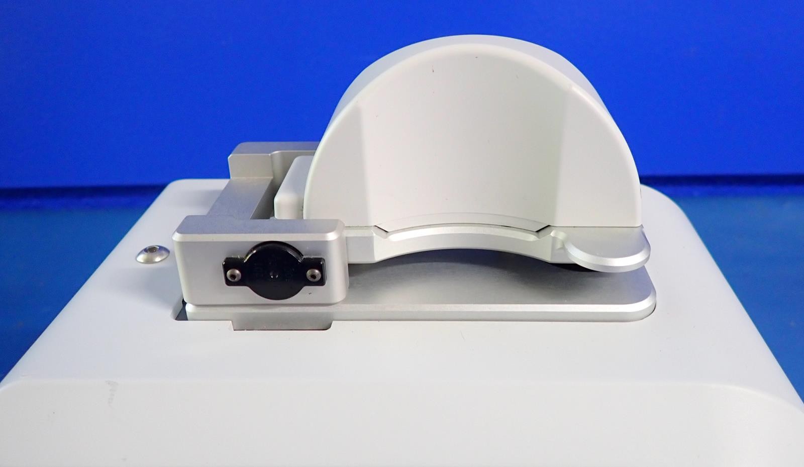 THERMO SCIENTIFIC NANODROP 2000 UV-VIS Spectrophotometer