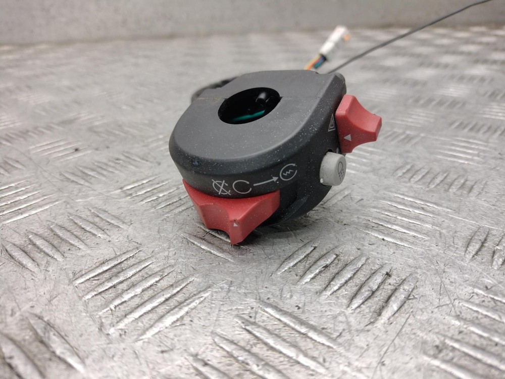 2016 DUCATI PANIGALE 955 V2 RIGHT SWITCH GEAR